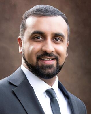 Headshot of Ali Nawaz