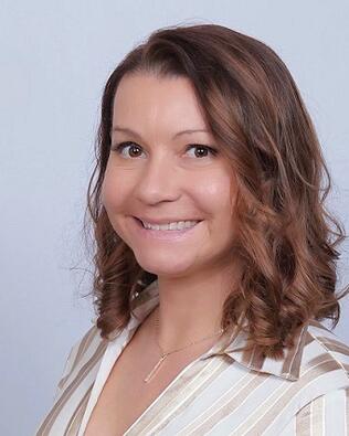 Headshot of Jennifer Lipovsky