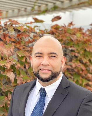 Headshot of Eddie Cisneros Jr