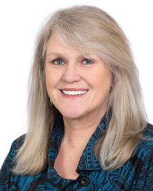 Headshot of Lee Anne Hardie