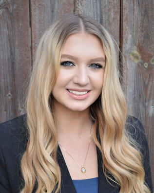 Headshot of MORGAN HOOVER