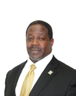 Headshot of Larry Garrett