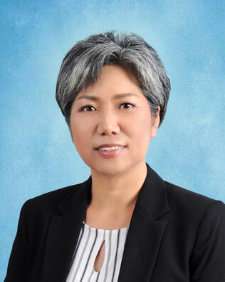 Headshot of Bokhee Han Rubens