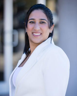 Headshot of Shirley Chera