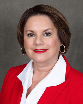 Headshot of Esther Jimenez Borges