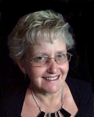 Headshot of Dianne Chalmers