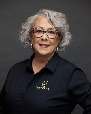 Headshot of Debbie Miller