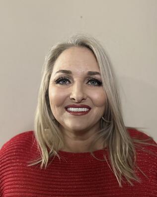 Headshot of Karen Ritchie