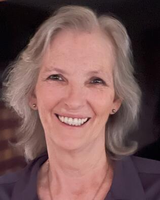 Headshot of Laura Smith