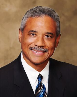 Headshot of Mel Wright