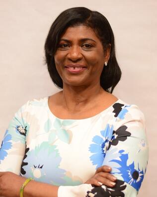 Headshot of Carol Robinson