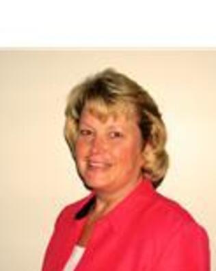 Headshot of Mary Santo