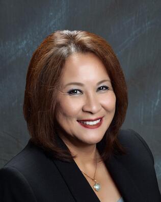 Headshot of Jocelyn Capangpangan