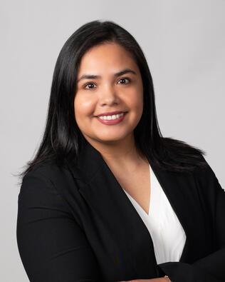 Headshot of Bernarda Hernandez