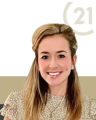 Headshot of Kristin Gautreau
