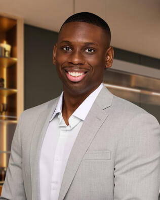 Headshot of Mark Stirrup