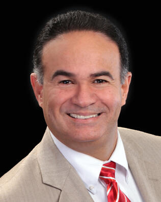 Headshot of Jose Feliciano