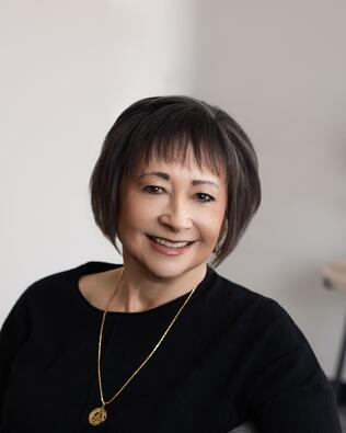 Headshot of Karla Scheeler
