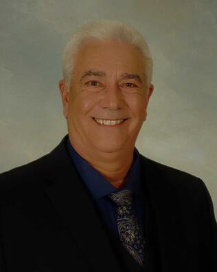Headshot of Michael Saenz