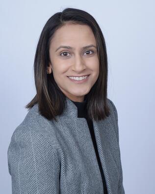 Headshot of Mona Nayak