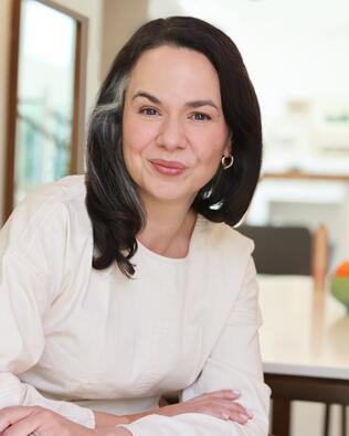 Headshot of Dani Varos