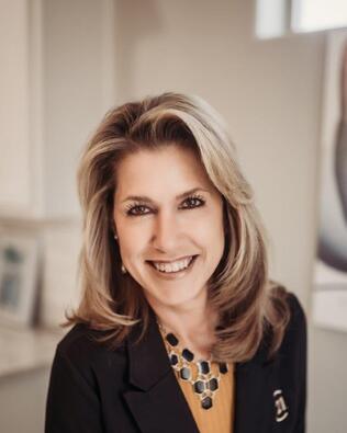 Headshot of Muffy Gonzalez