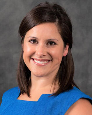 Headshot of Stephanie Bunn
