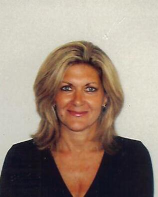 Headshot of Silvana Comeau