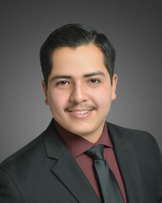 Headshot of Jose Gomez