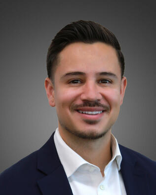 Headshot of Matthew Velez