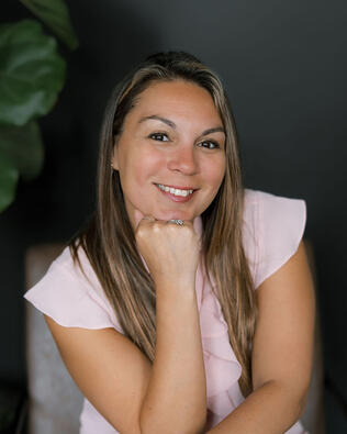 Headshot of Heather Gould