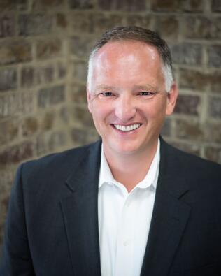 Headshot of Robert Scanlon