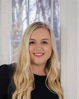 Headshot of Ashley Igleheart