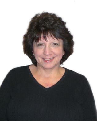 Headshot of Peg Thomas