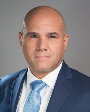 Headshot of Edward Rengifo