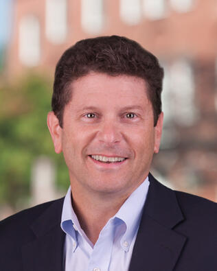 Headshot of Peter Locke