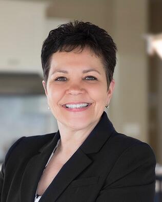 Headshot of Kerri Walker