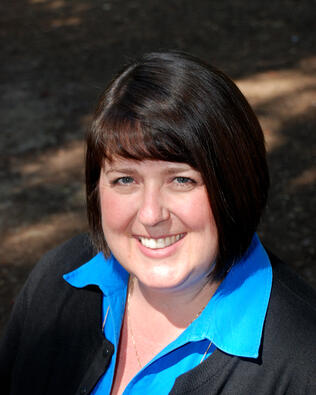 Headshot of Janet Gaut