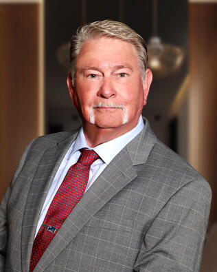 Headshot of Thomas Tatum