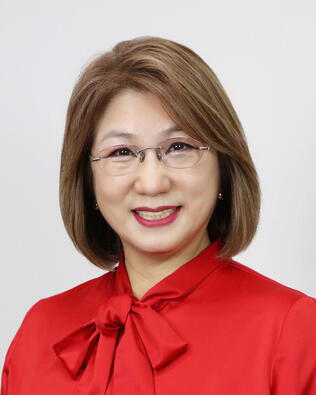 Headshot of Jane Jeon