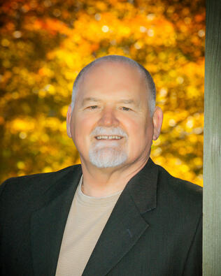 Headshot of Allen Basham