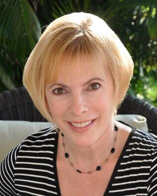 Headshot of Andrea Holzler