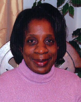 Headshot of Starlett Cancer