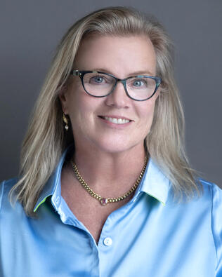 Headshot of Kimberly Newsome