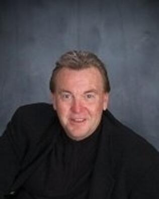 Headshot of Mark Harris