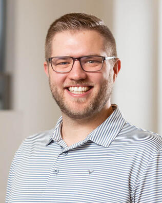 Headshot of Caleb Henderson