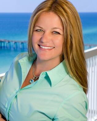 Headshot of Allison Albano