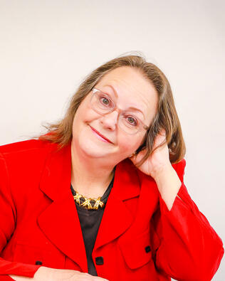 Headshot of Denise McKenzie-Huffman