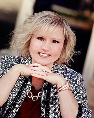Headshot of Teresa Aufdenberg