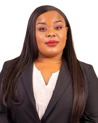 Headshot of Tanisha Bennett
